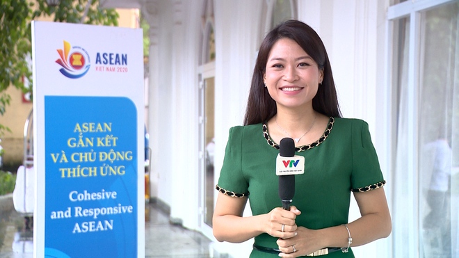 BTV Lina Phạm: Từng thi trượt VTV và lần đạp hỏng máy chạy chữ vì lý do này! - Ảnh 1.