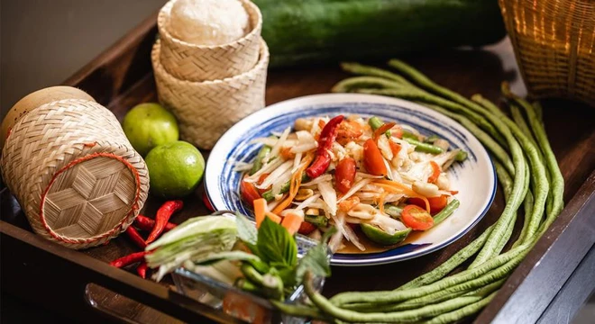 Cách làm món gỏi đu đủ Thái chuẩn vị - giải ngấy mùa Tết Nhâm Dần 2022 sắp đến - Ảnh 2.
