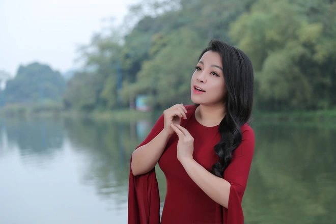 NSƯT Tố Nga, ca sĩ Lê Minh Ngọc gây ấn tượng trong phim ca nhạc - Ảnh 1.