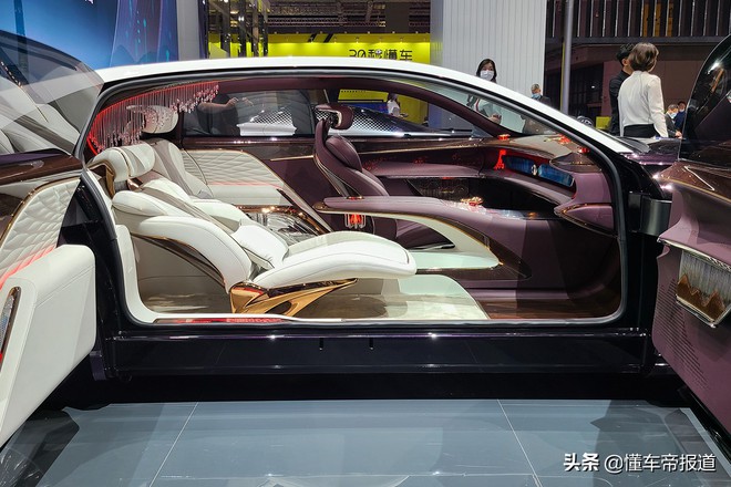 Ô tô Trung Quốc lắp hẳn đèn chùm như khách sạn 5 sao, quyết vượt mặt Rolls Royce có bầu trời sao - Ảnh 3.