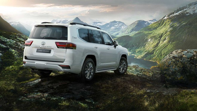 Toyota Land Cruiser mới bạt ngàn trang bị, nồi đồng cối đá: Giá trị cốt lõi nằm ở đâu? - Ảnh 4.