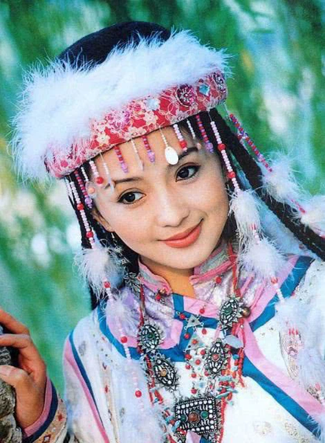 Được dâng tặng mỹ nhân xinh đẹp, Càn Long chỉ lâm hạnh 1 đêm đã e ngại, không động đến đối phương - Ảnh 2.