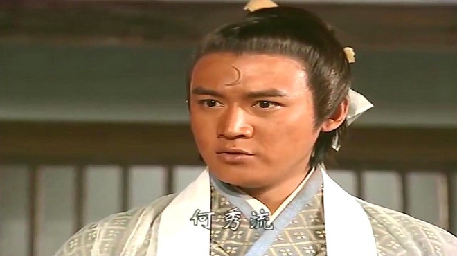Bao Thanh Thiên đẹp trai nhất màn ảnh: Là đại gia, sống giàu có trong biệt thự 70 tỷ - Ảnh 2.