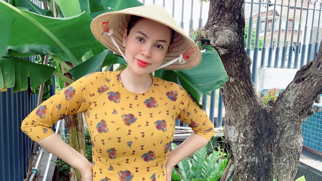 Hoa hậu Phương Lê miệt mài trồng rau, nuôi gà trong căn biệt thự 200 tỷ - Ảnh 5.